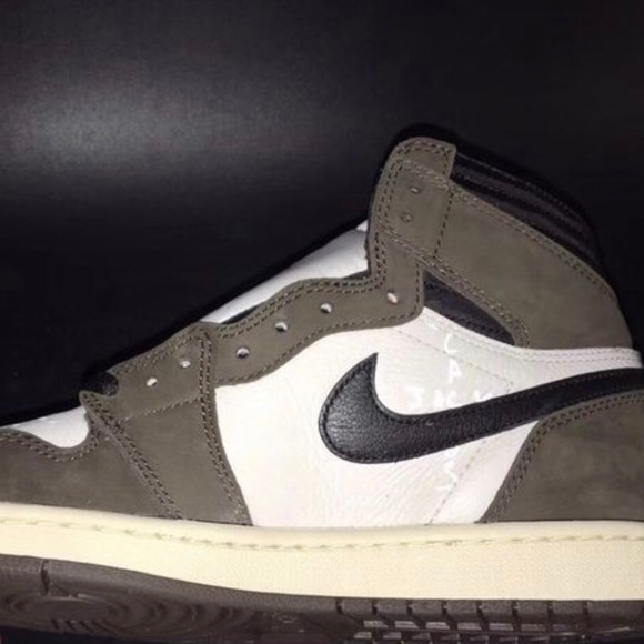 travis scott jordan 1 flight club